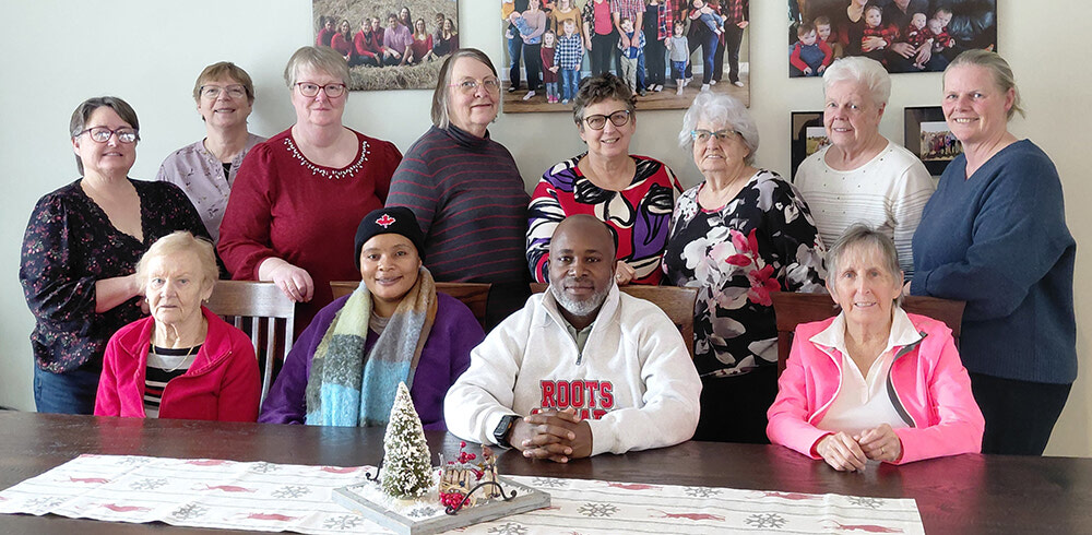 Auburn's Sewing for Hope group hosts Zimbabwean couple